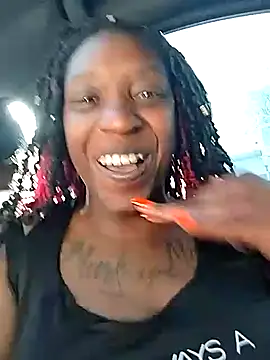 Snapshot of markquanna chatting on October 2025 04:37:01 PM markquanna online show from October 2025 04:37:01 PM