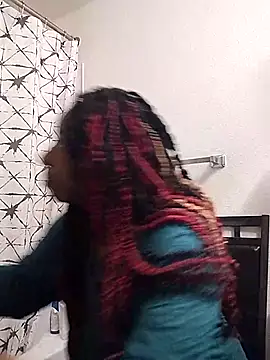 Snapshot of markquanna chatting on October 2025 05:24:01 PM markquanna online show from October 2025 05:24:01 PM