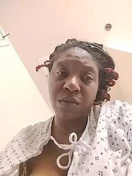 Snapshot of markquanna chatting on October 2025 04:57:02 AM markquanna online show from October 2025 04:57:02 AM