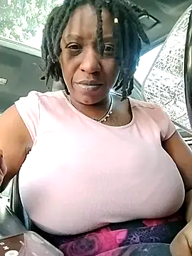 Snapshot of markquanna chatting on January 2026 10:01:01 PM markquanna online show from January 2026 10:01:01 PM