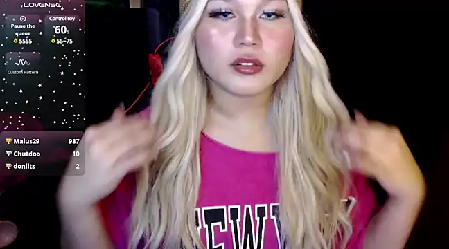 Snapshot of stacey_wills44 chatting on March 2025 11:56:02 PM stacey wills44 online show from March 2025 11:56:02 PM