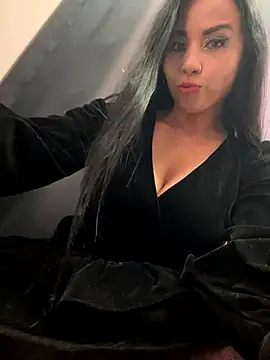 CrazzyChicks online show from October 2025 08:11:01 AM