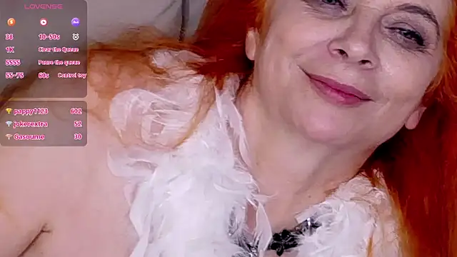Snapshot of GiselleFox chatting on January 2025 10:12:02 AM GiselleFox online show from January 2025 10:12:02 AM