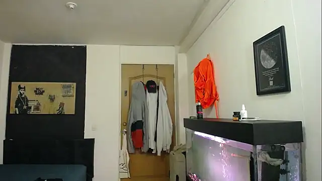 romeolovedark online show from January 2025 02:04:02 AM