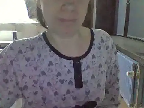 Snapshot of Moi_Lina chatting on December 2024 12:02:01 AM Moi Lina online show from December 2024 12:02:01 AM