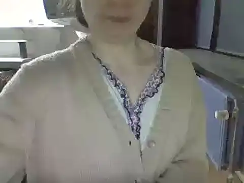 Snapshot of Moi_Lina chatting on January 2025 11:55:01 PM Moi Lina online show from January 2025 11:55:01 PM
