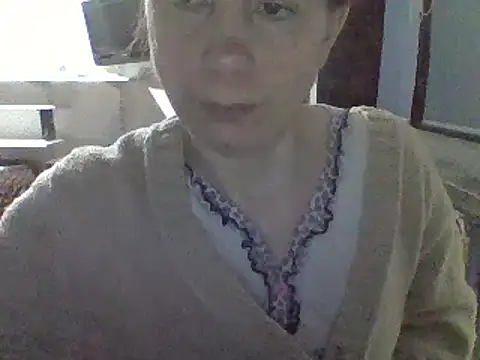 Snapshot of Moi_Lina chatting on January 2025 11:04:02 PM Moi Lina online show from January 2025 11:04:02 PM