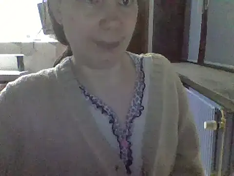 Snapshot of Moi_Lina chatting on January 2025 01:05:02 AM Moi Lina online show from January 2025 01:05:02 AM