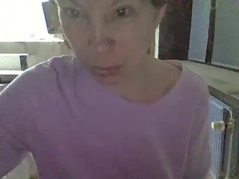 Snapshot of Moi_Lina chatting on March 2025 11:42:01 PM Moi Lina online show from March 2025 11:42:01 PM