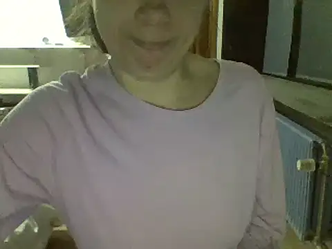 Snapshot of Moi_Lina chatting on March 2025 09:13:01 PM Moi Lina online show from March 2025 09:13:01 PM
