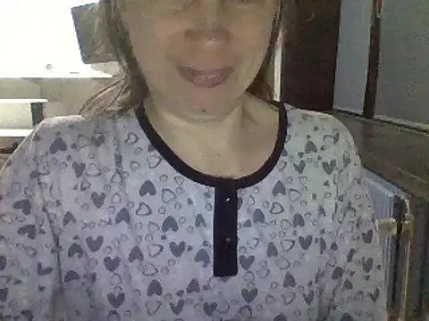 Snapshot of Moi_Lina chatting on October 2025 11:38:02 PM Moi Lina online show from October 2025 11:38:02 PM