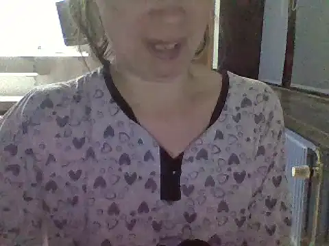 Snapshot of Moi_Lina chatting on October 2025 09:39:01 PM Moi Lina online show from October 2025 09:39:01 PM