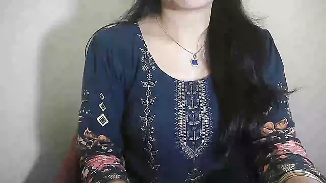 Snapshot of Chanchal--Navya chatting on December 2024 01:19:02 PM Chanchal--Navya online show from December 2024 01:19:02 PM