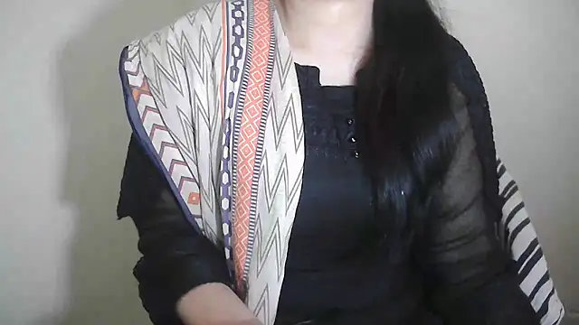 Snapshot of Chanchal--Navya chatting on January 2025 01:32:02 PM Chanchal--Navya online show from January 2025 01:32:02 PM