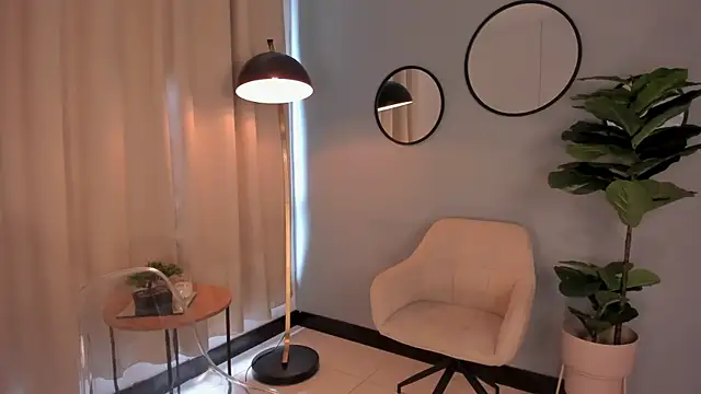 LiaPearce online show from February 2025 03:39:01 PM