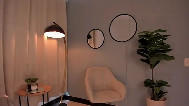 LiaPearce online show from March 2025 02:34:02 PM