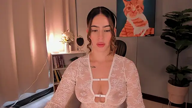 LiaPearce online show from October 2025 12:20:01 PM