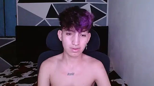 littlextreme online show from December 2024 03:07:02 AM