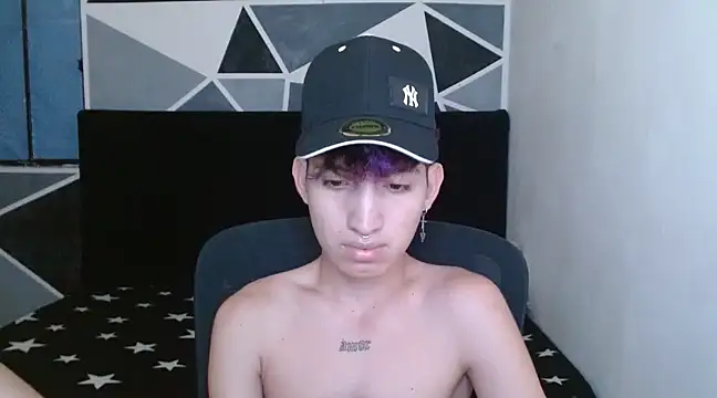 littlextreme online show from December 2024 06:45:02 AM