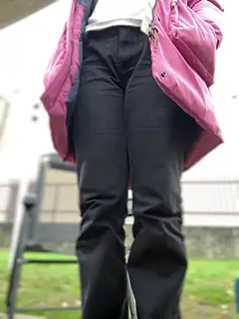 DaisyVibesss online show from December 2024 12:06:02 PM