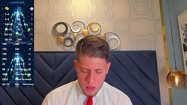 SebastianMaximoff online show from December 2024 02:43:02 PM