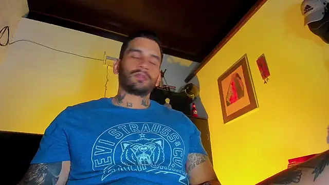 CamiloGray  online show from March 2025 01:01:02 PM