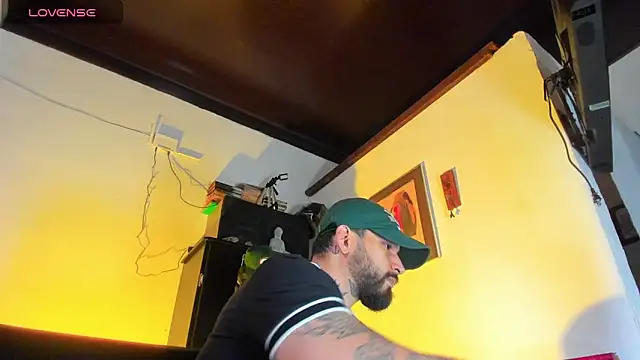 CamiloGray  online show from September 2025 01:22:01 PM