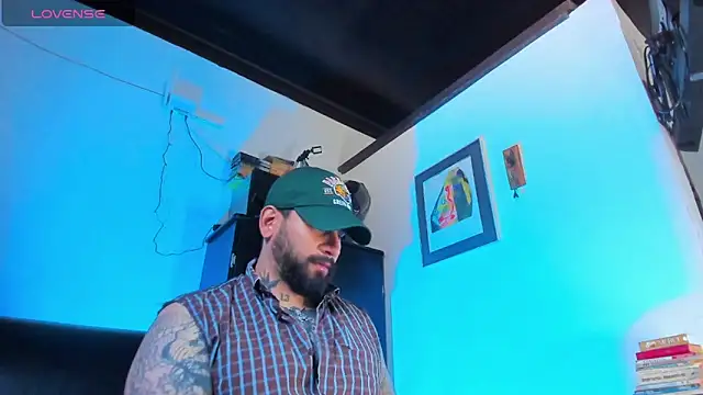 CamiloGray  online show from September 2025 03:23:02 PM