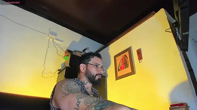 CamiloGray  online show from September 2025 02:22:02 PM