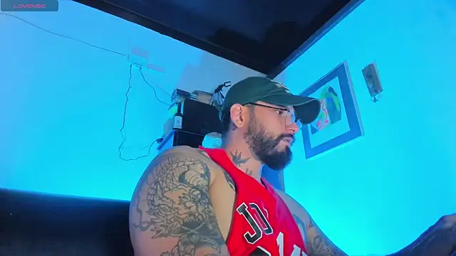 CamiloGray  online show from October 2025 01:55:01 PM