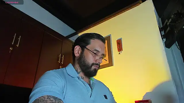 CamiloGray  online show from February 2026 04:00:02 PM