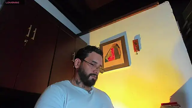 CamiloGray  online show from April 2026 03:24:01 PM