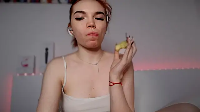 olivka-flower online show from February 2025 01:23:01 AM