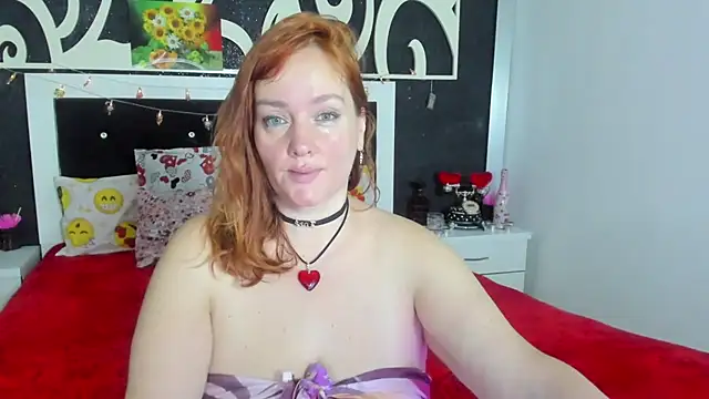 Snapshot of SinFulTitsDD chatting on December 2024 04:17:01 PM SinFulTitsDD online show from December 2024 04:17:01 PM