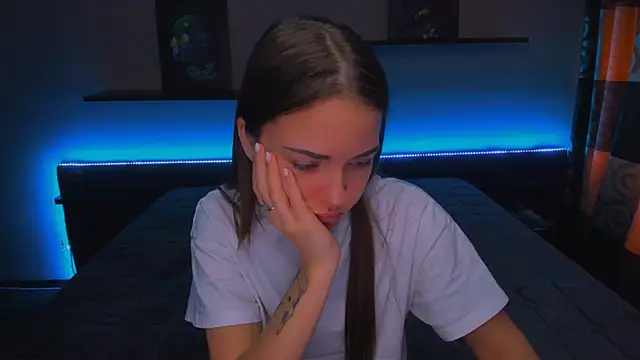 AlexaBarkley online show from January 2025 06:22:01 AM