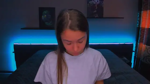 AlexaBarkley online show from February 2025 06:22:01 AM