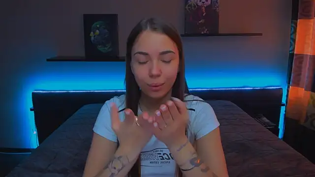 AlexaBarkley online show from February 2025 03:23:01 AM