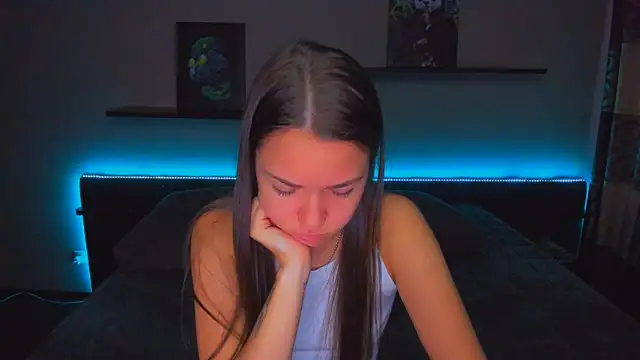 AlexaBarkley online show from October 2025 12:20:01 AM