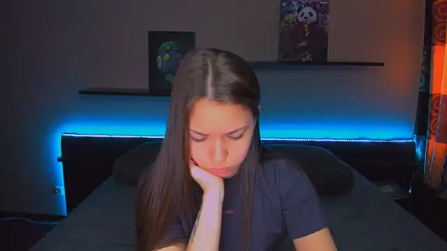 AlexaBarkley online show from April 2026 12:44:01 AM