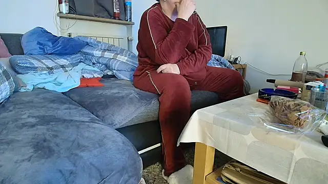 HotBiPaar online show from December 2024 09:42:02 PM