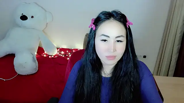 Snapshot of AsianQueens chatting on December 2024 04:35:02 PM AsianQueens online show from December 2024 04:35:02 PM