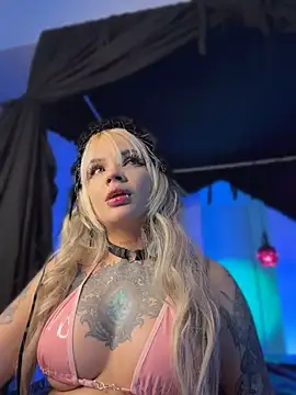 Snapshot of Noxarcane chatting on May 2026 10:50:01 PM Noxarcane online show from May 2026 10:50:01 PM