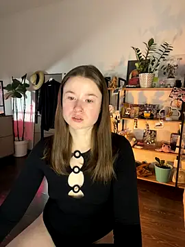 sweetest pie online show from October 2025 07:05:02 PM