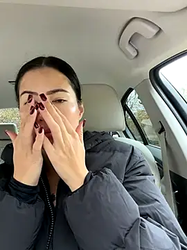 Snapshot of clairewntr chatting on November 2025 10:39:02 AM clairewntr online show from November 2025 10:39:02 AM