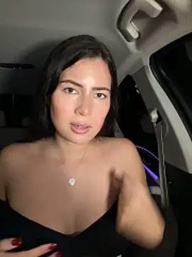 Snapshot of clairewntr chatting on November 2025 09:47:01 PM clairewntr online show from November 2025 09:47:01 PM