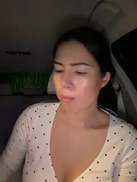 Snapshot of clairewntr chatting on November 2025 08:55:01 PM clairewntr online show from November 2025 08:55:01 PM