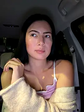 Snapshot of clairewntr chatting on December 2025 10:48:01 PM clairewntr online show from December 2025 10:48:01 PM