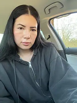 clairewntr online show from February 2026 12:16:01 PM