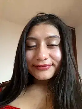 Snapshot of _Danna chatting on December 2024 09:25:02 PM  Danna online show from December 2024 09:25:02 PM