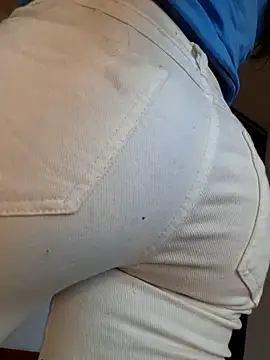 Snapshot of _Danna chatting on January 2025 09:29:01 PM  Danna online show from January 2025 09:29:01 PM